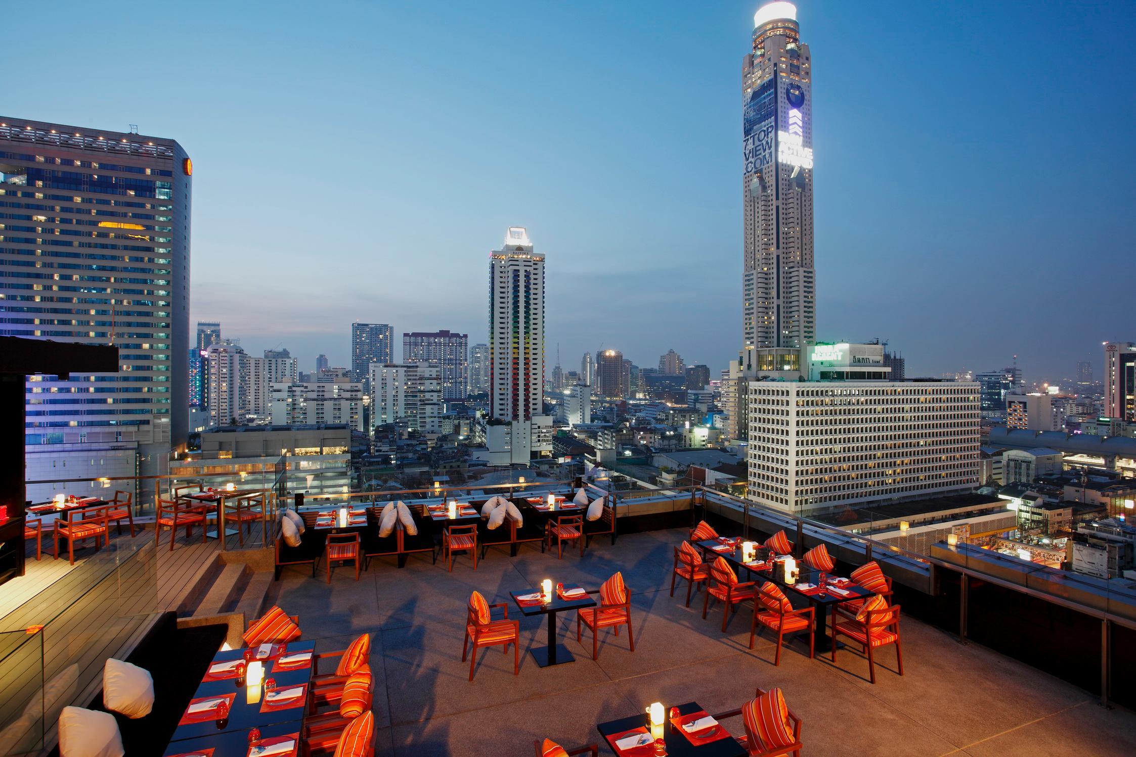 Centara Watergate Pavillion Hotel Bangkok Exterior photo